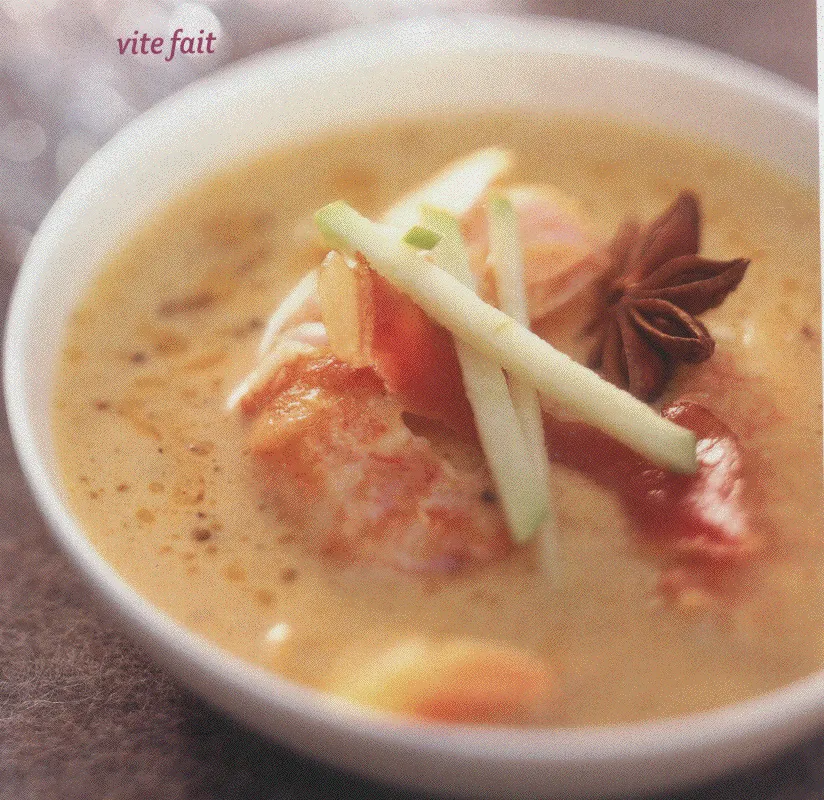 Crème de langoustines, lard grillé et pomme verte